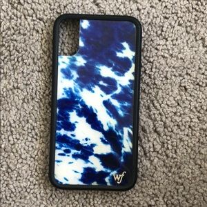Wildflower tie dye case